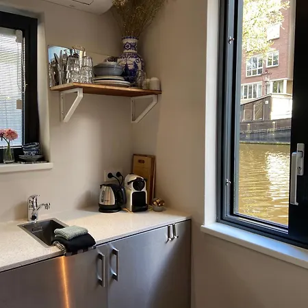 Houseboat Sophia Amsterdam