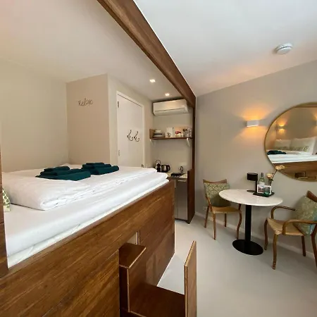 Guest house Houseboat Sophia Amsterdam